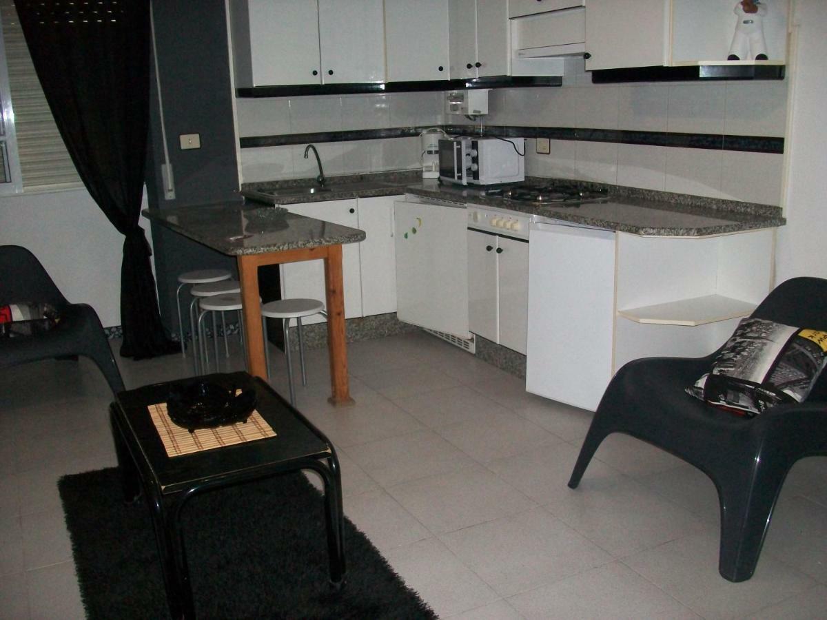Apartamentos Blanco Y Negro A Guarda Buitenkant foto